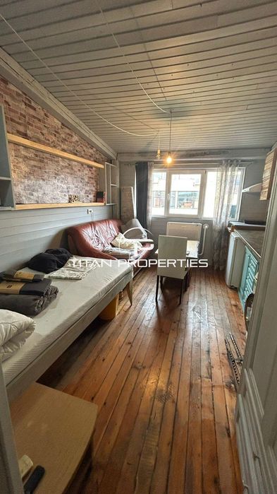 Дава се под наем Едностаен апартамент в Бургас, Център - 30 кв.м за 306 € - Снимка #3