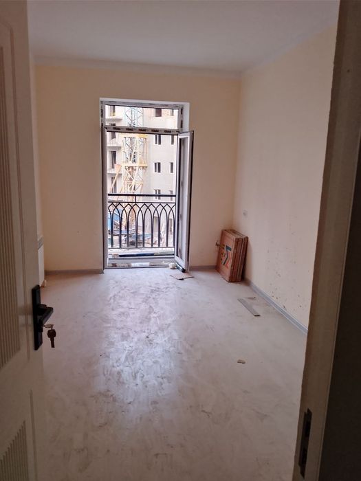 Uy sotiladi pul zarul