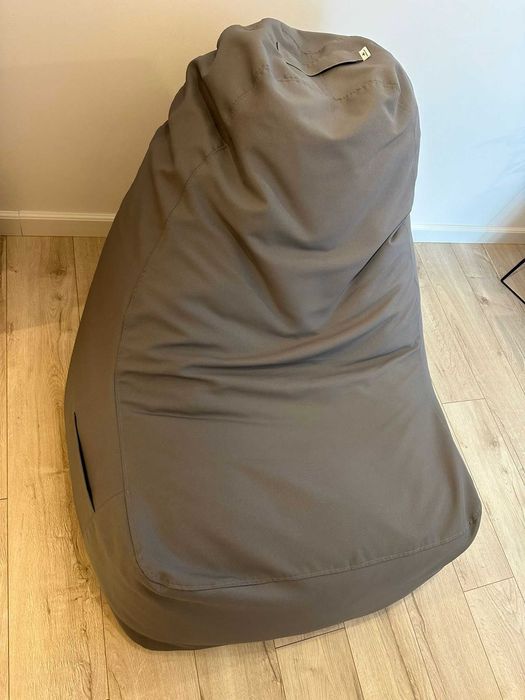 Fotolii tip puf umplute cu bile de polistiren