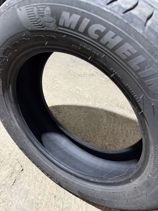 Cauciucuri de vara 215/50/17 Michelin