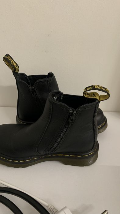 Детские ботинки-челси Dr. Martens