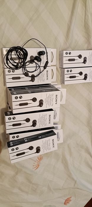 Casti In-Ear Sony MDR-EX15APB cu fir Microfon Negru