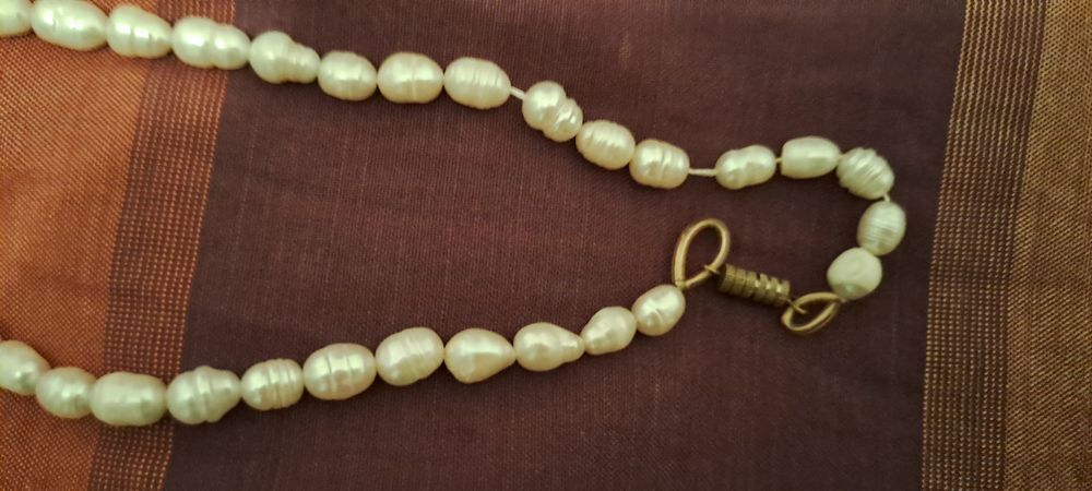 Продам жемчужные бусы