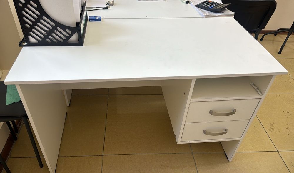 Рабочие столы 2 штуки