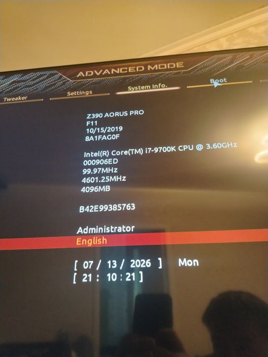 Продаю комплект i7‑9700K + Z390 Aorus Pro