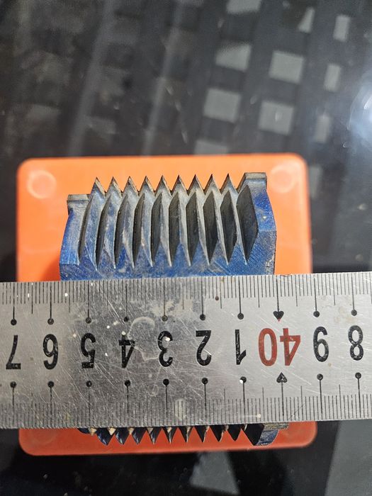 Фреза,  тарок кам ишлаган