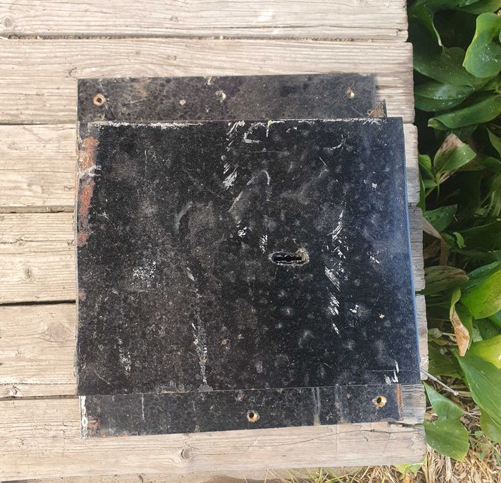 Сейф с сигнализацией