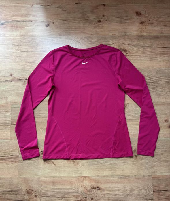 Дамска блузка Nike