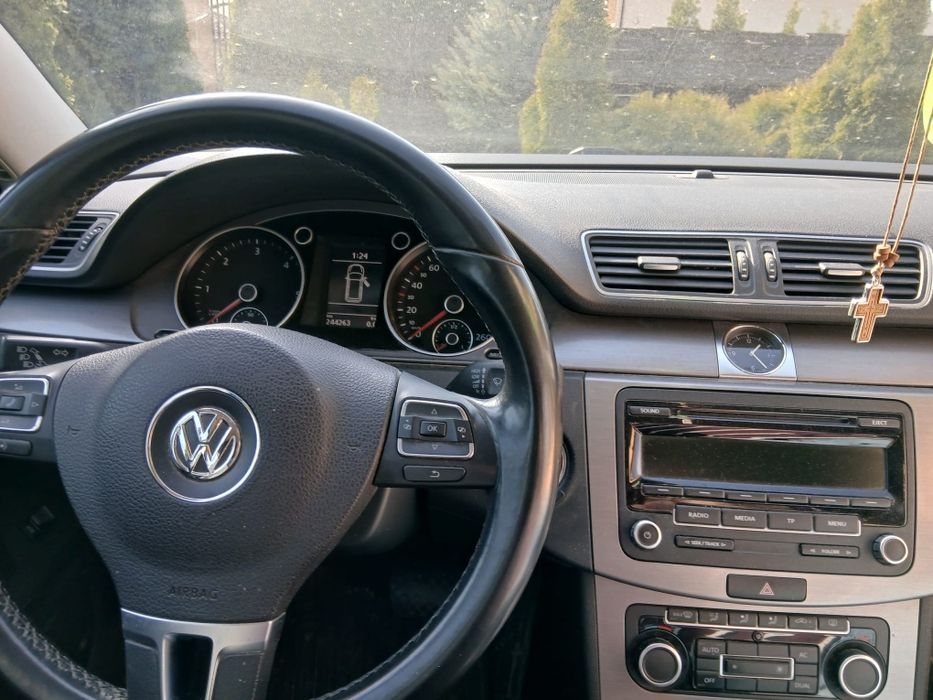 VOLKSWAGEN Passat 2013 — imagine 2
