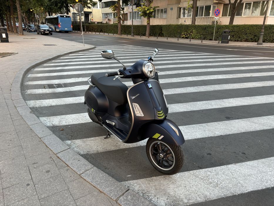 Vespa GTS Super Tech 300