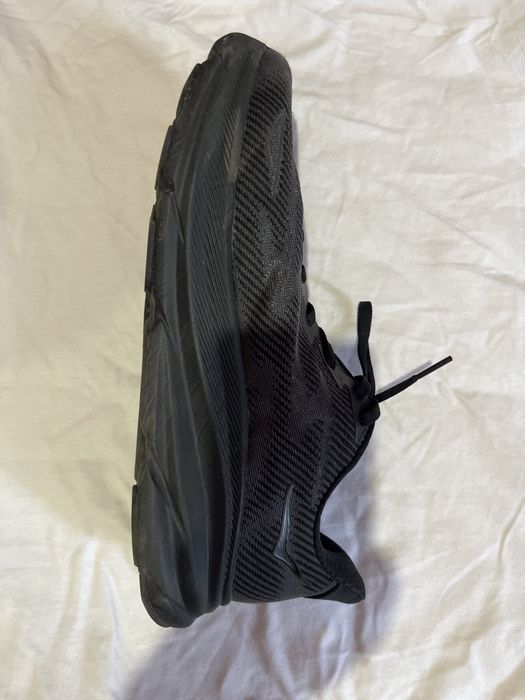 Кроссовки Hoka спортивные