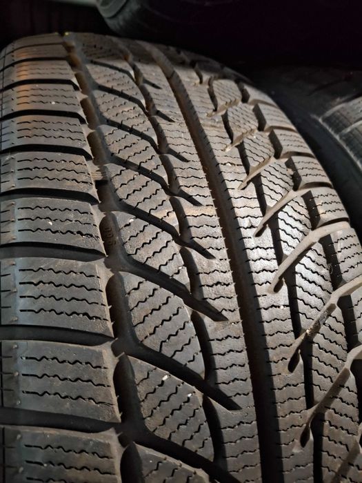 2бр. зимни гуми 225/55/17 Goodride DOT 2022