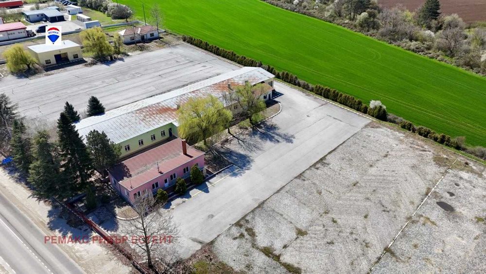 Индустриална база под наем гр. Ветово