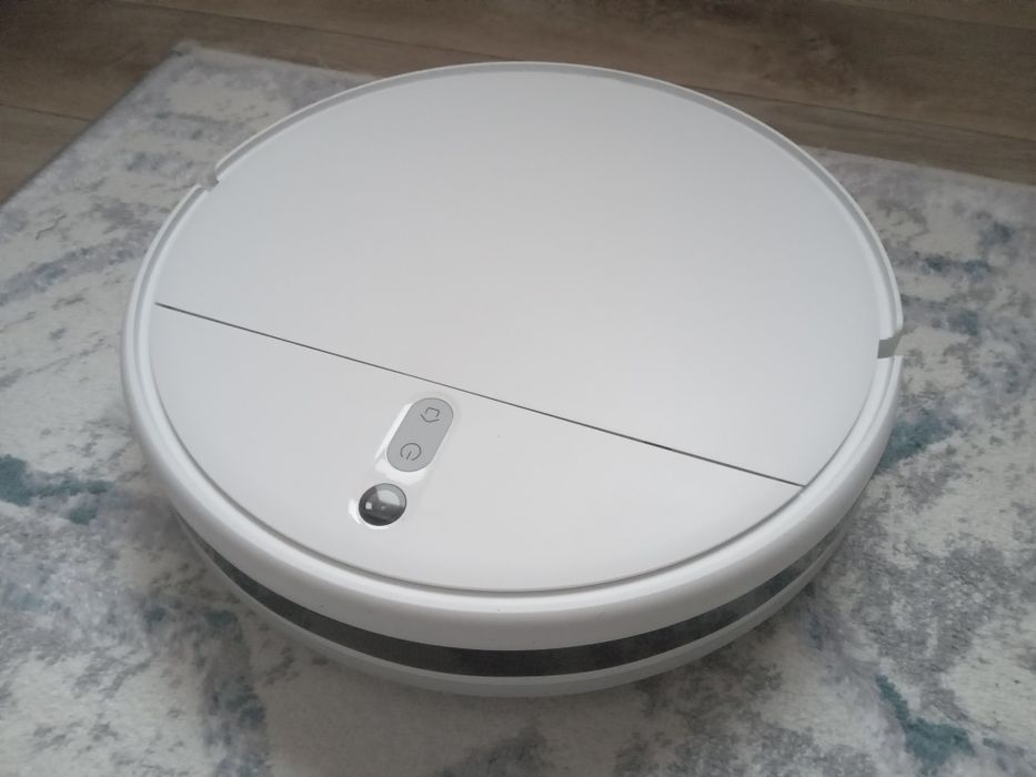 Продам робот пылесос  mi robot vacuum mop 2 lite
