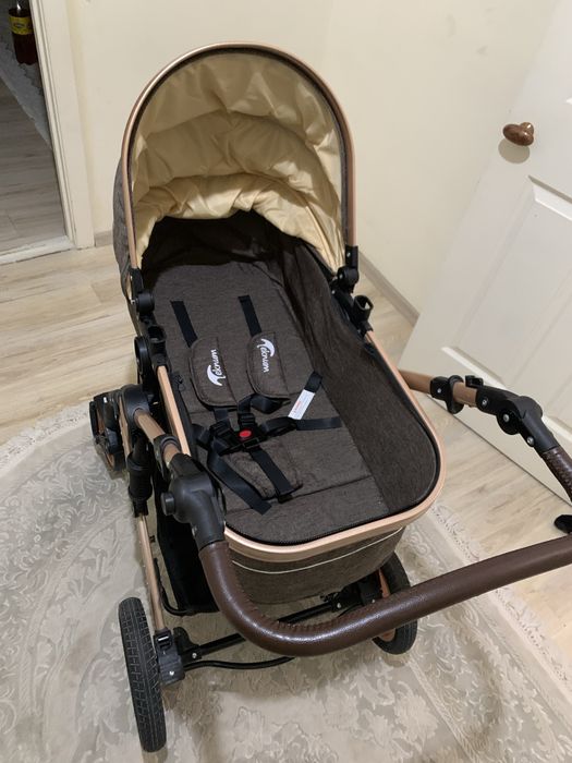 Коляска в отличном состоянии