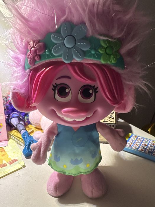 Игрушка интерактивная Розочка