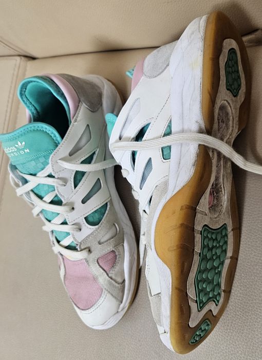 Adidas originals torsion