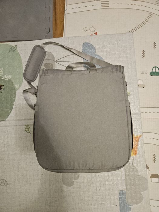 Чанта Kikkaboo за излети, преобуване, бебешки принадлежности