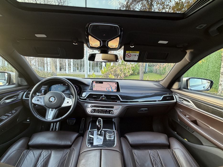 BMW Seria 7 xDrive M Pachet