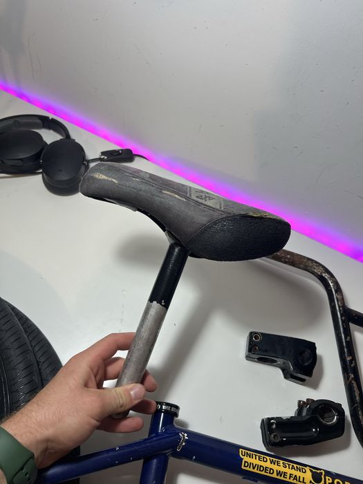 Vand piese bmx custom( cadru full cr mo, furca, angrenaj, cauciucuri, foaie)