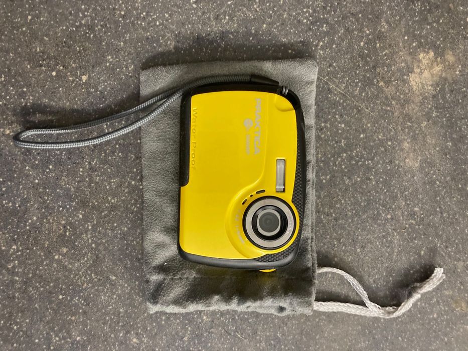 Aparat Foto PRAKTICA subacvatic NOU !