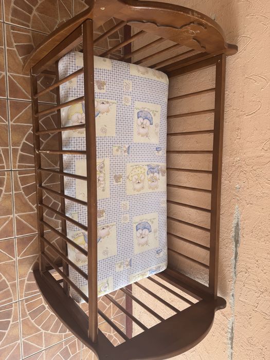 Манежка с матрасом