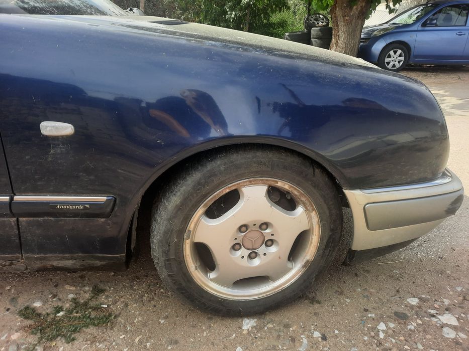 Mercedes Е 200 w210