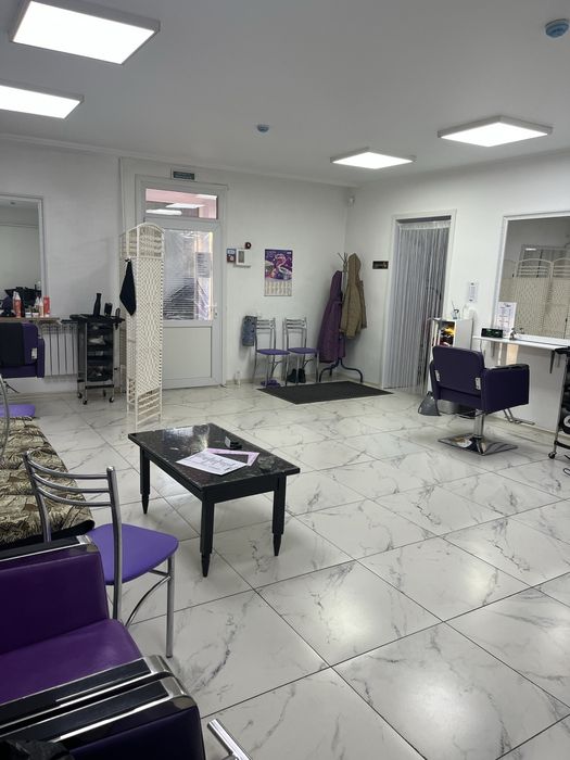 Кресло парикмахерское в аренду