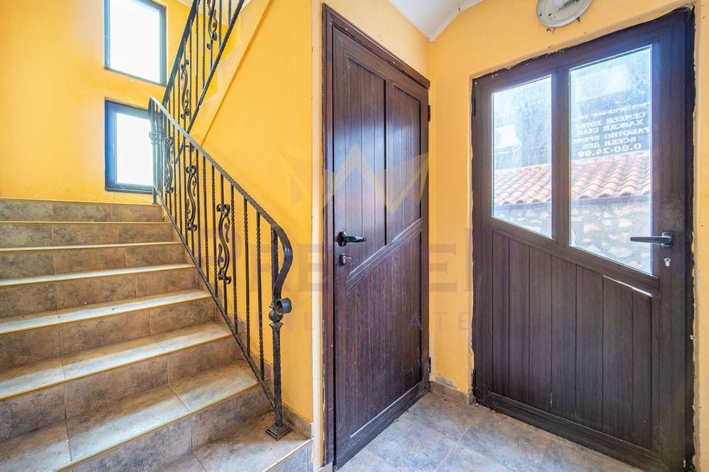 Къща в Добрич, област-с.Тюленово площ 328 цена 199000