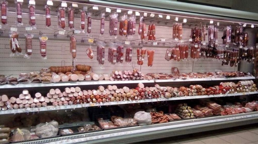 Пристенные холодильные витрины, холодильники