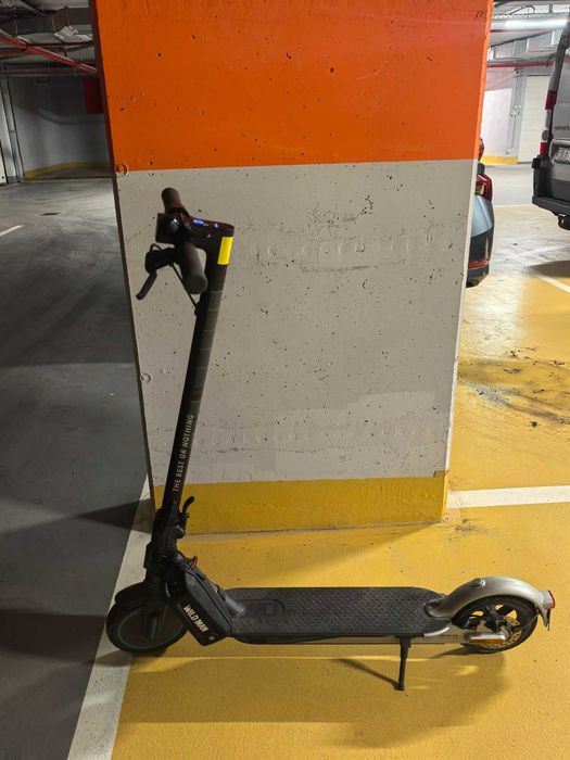 Xiaomi Mi Electric Scooter Pro 2 Mercedes AMG