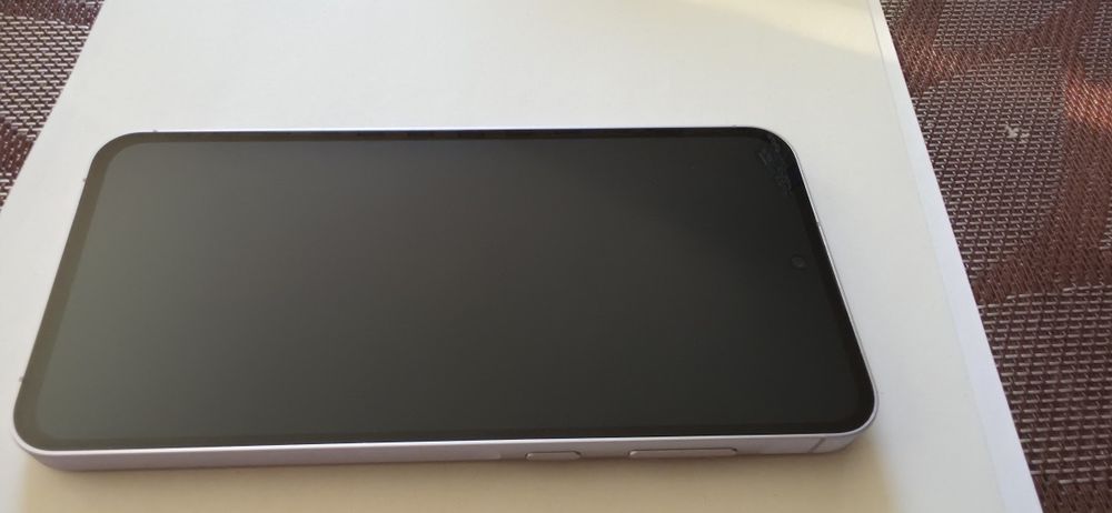 Samsung А 55 5G.