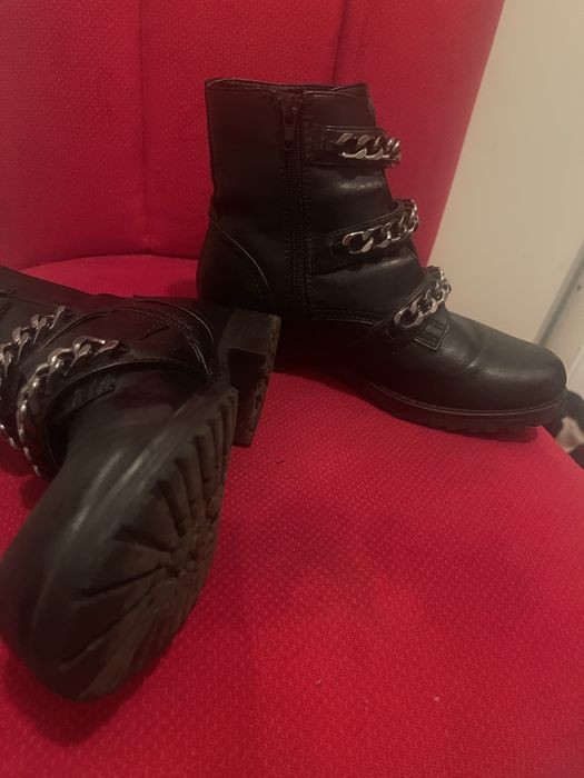 Ghete din piele marimea 37