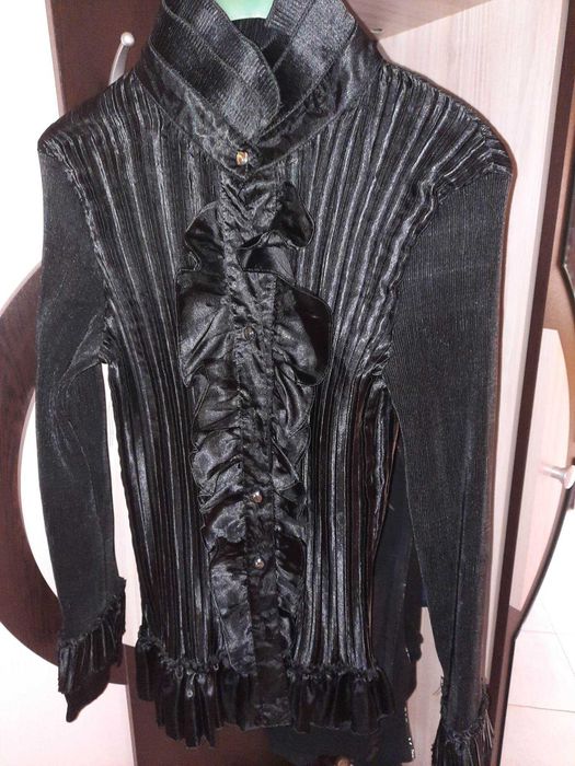 Нова черна риза  много еластична