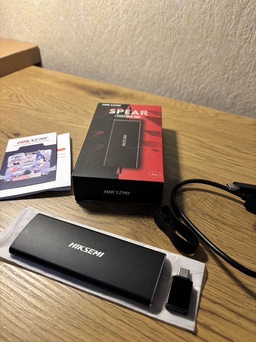 SSD 1TD 1024GB на практика нов почти не е ползван