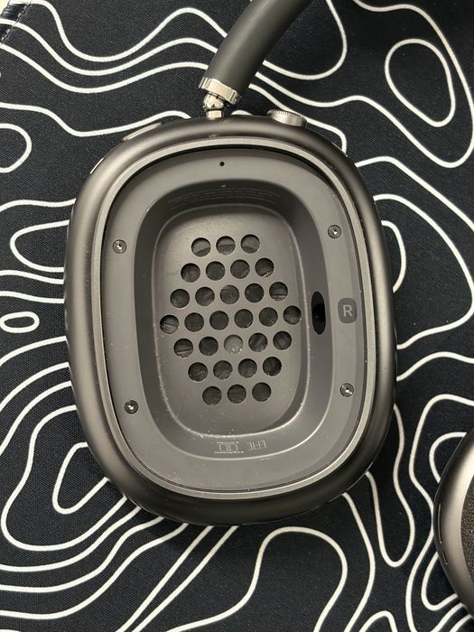 Apple Airpods max