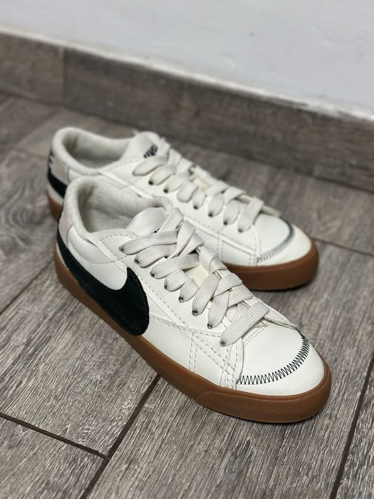Teniși NIKE blazer