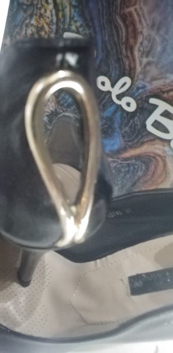 Дамски обувки. .