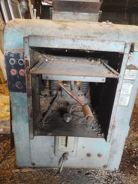 Продам станок- рейсмус для обработки доски