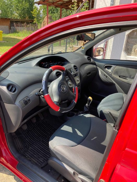 Toyota Yaris 2003 [OCAZIE!!! De Reparat]