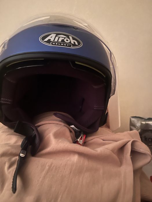 Чисто нова каска