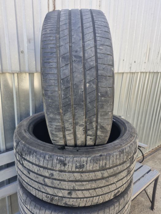 Летние шины размер 235/40/19 Dunlop