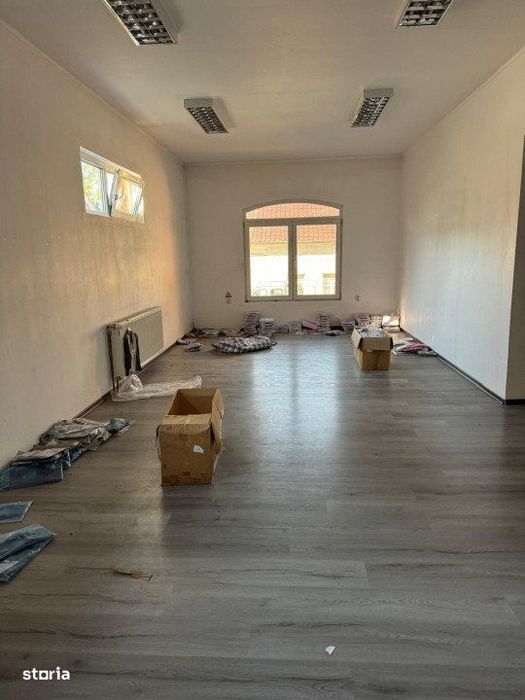 Spatiu comercial, zona jysk, 300mp, Radauti