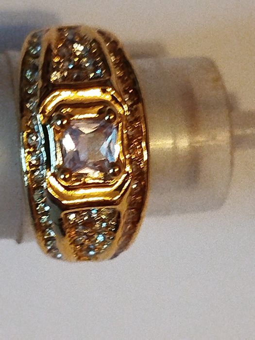 Кольца позолота. Новые.