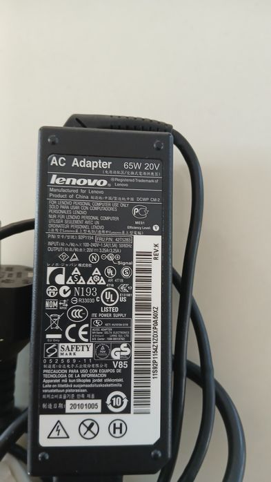 Incarcator laptop lenovo 65w
