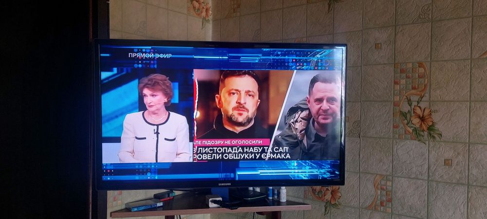 Телевизор САМСУНН 32