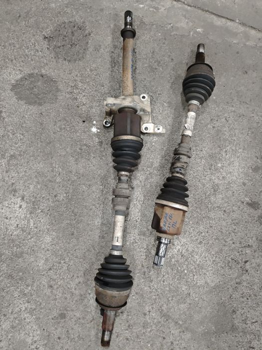 Полуоска/полуоски за Рено/Renault Kadjar 1.2T