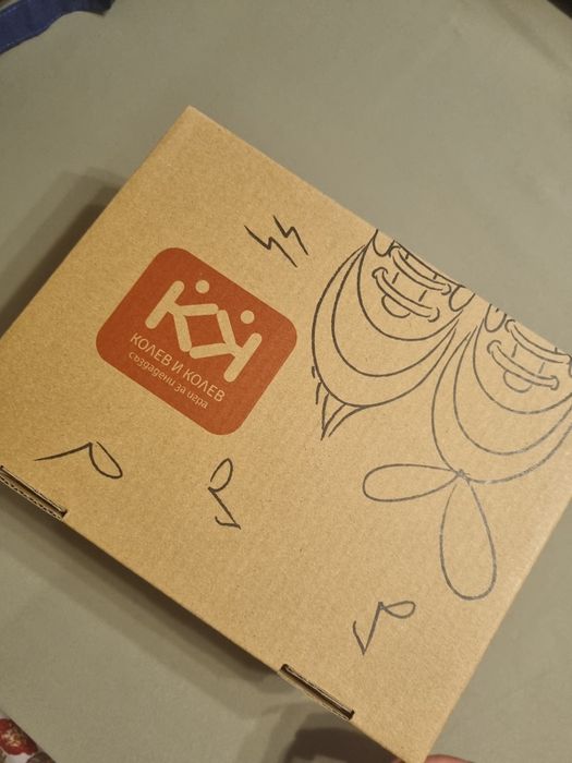 Чисто нови боси обувки нр 25