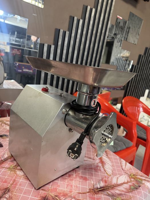 Мясорубка HURAKAN