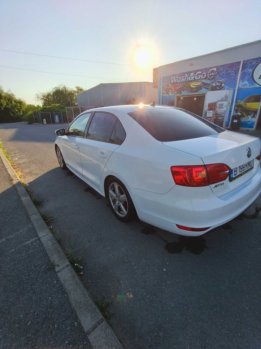 VOLKSWAGEN Jetta 2012 — imagine 4